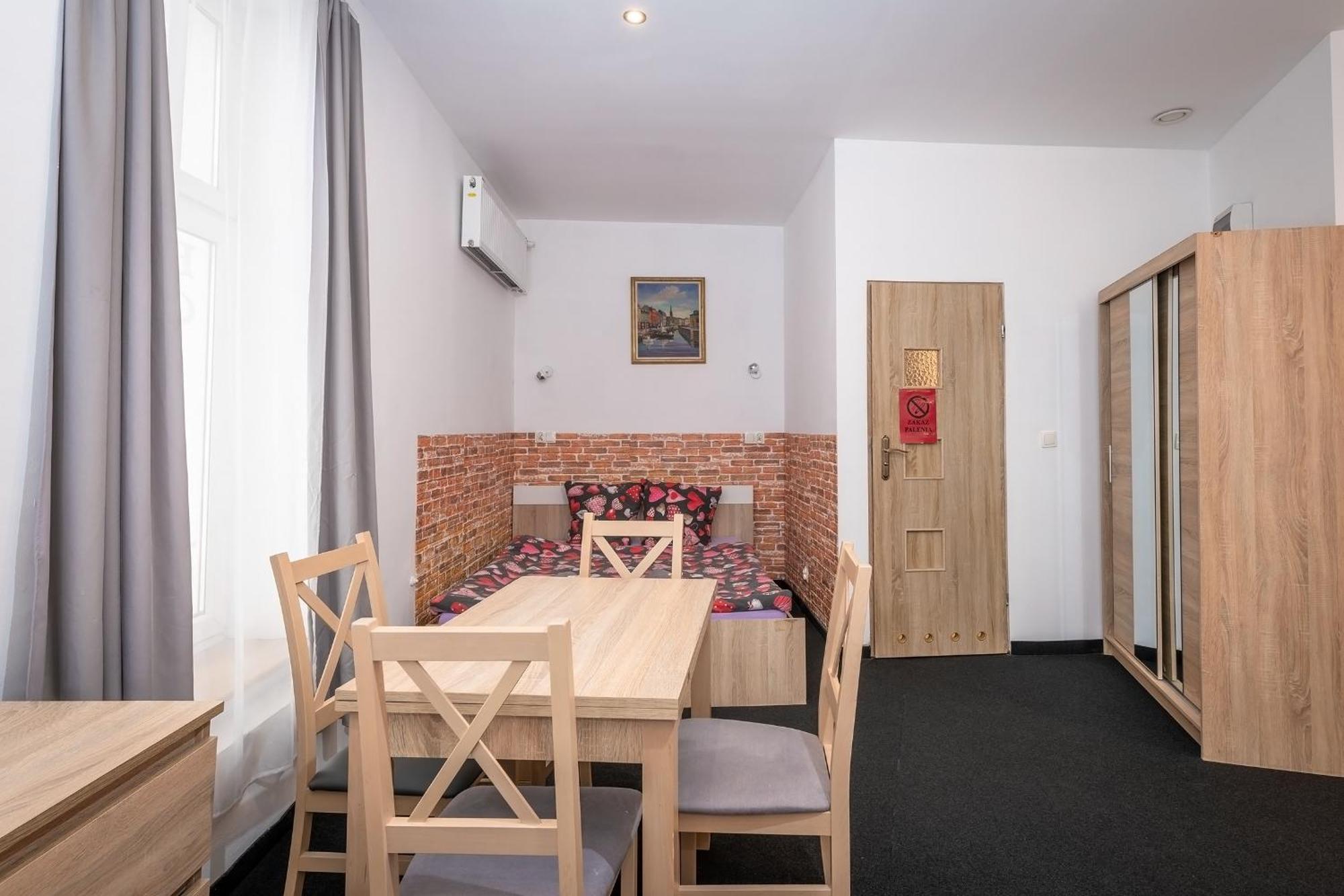 Queen Apartments Cracovia Exterior foto