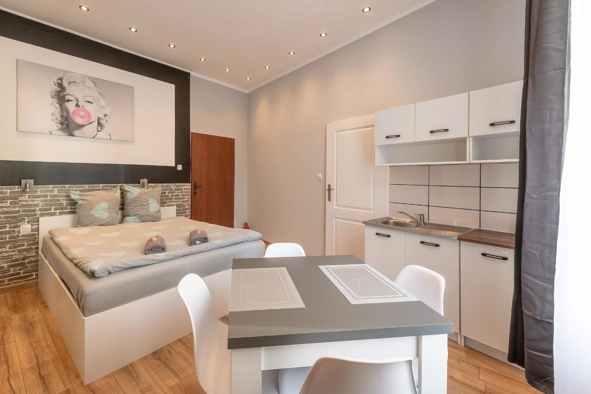 Queen Apartments Cracovia Exterior foto