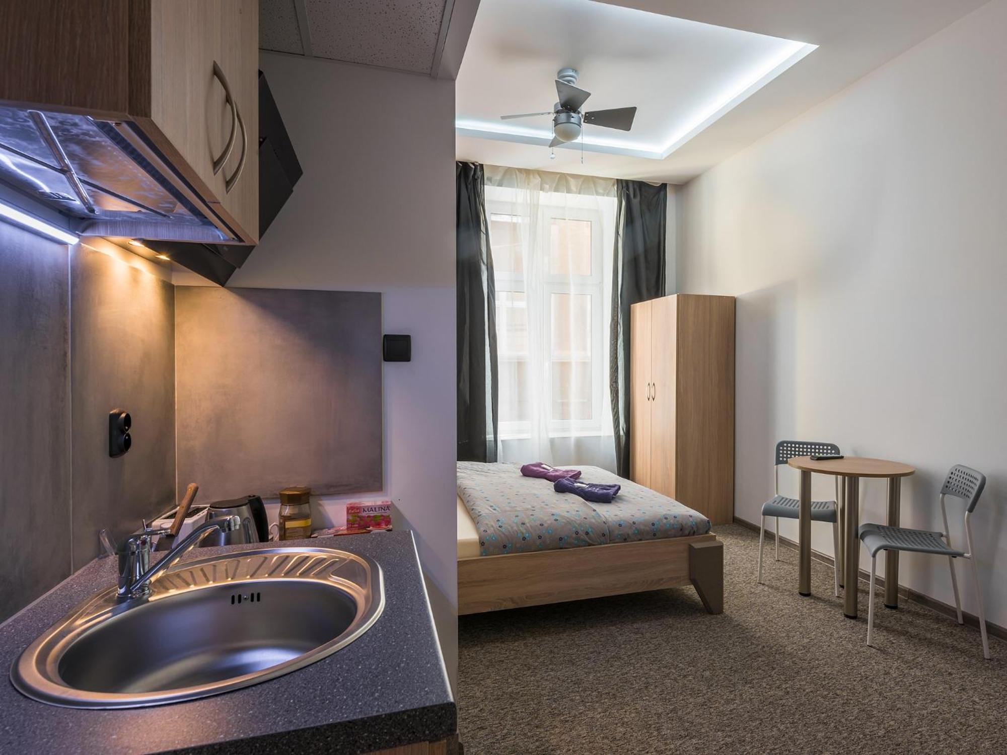 Queen Apartments Cracovia Exterior foto